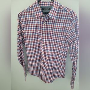 Banana Repiblic Camden Button up Shirt